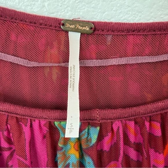 Free People Wildflower Honey Blouson Peasant Top Berry Floral Size Small - Picture 4 of 9